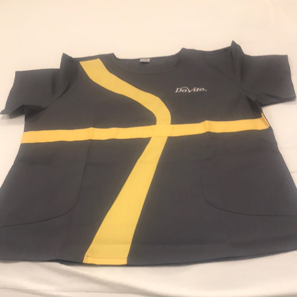 Women’s Scrub Top